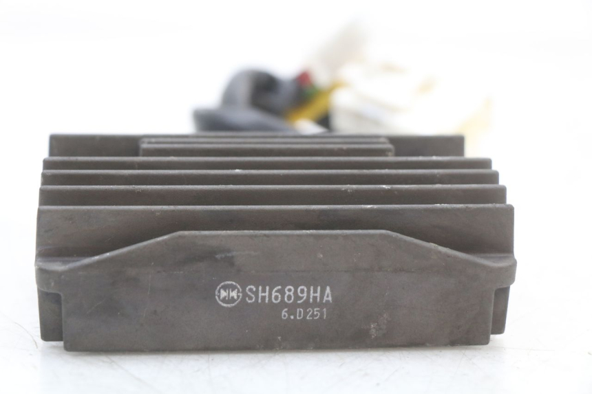 photo de REGULATEUR CHARGE HONDA FJS SILVER WING SILVERWING 400 (2005 - 2008)