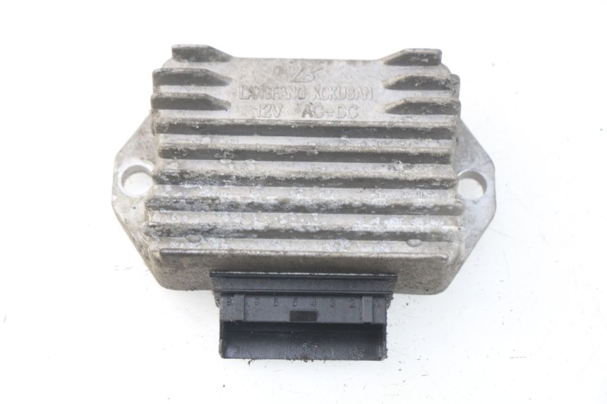 photo de REGULATEUR CHARGE PIAGGIO FLY 2T 50 (2004 - 2017)