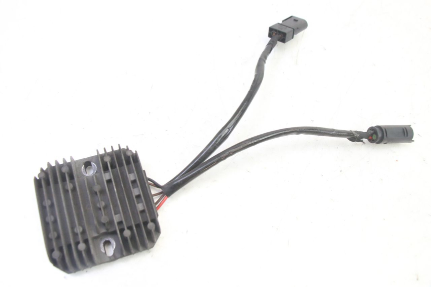 photo de REGULATEUR CHARGE BMW G310 R 310 (2016 - 2020)