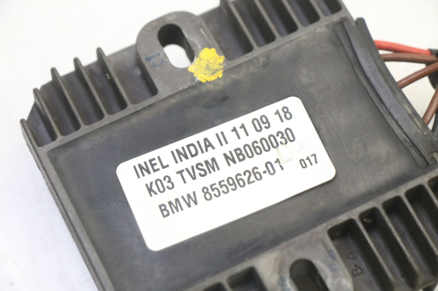 photo de REGULATEUR CHARGE BMW G310 R 310 (2016 - 2020)