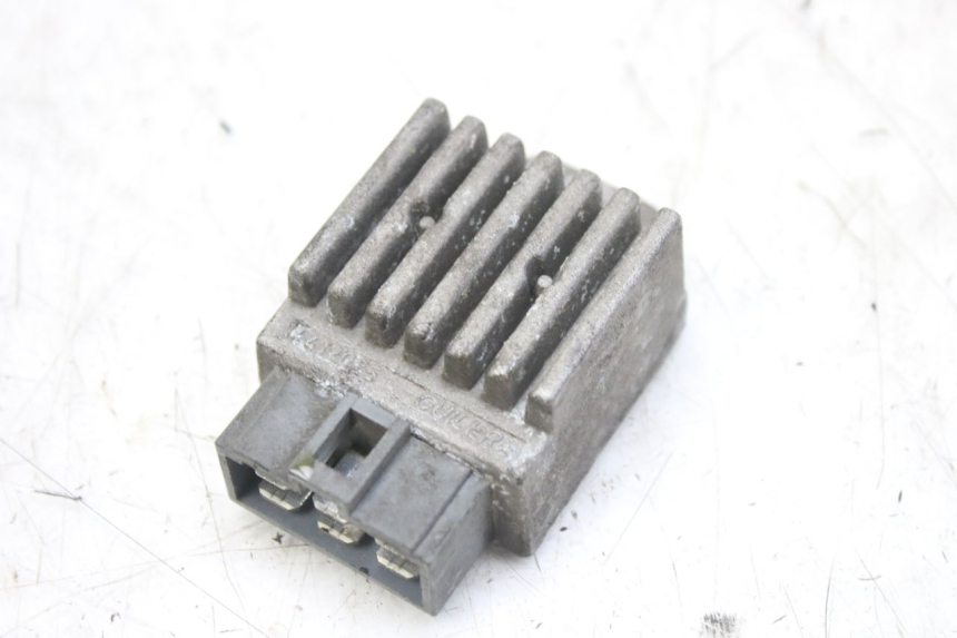 photo de RÉGULATEUR DE CHARGE DERBI GPR 50 (2004 - 2009)