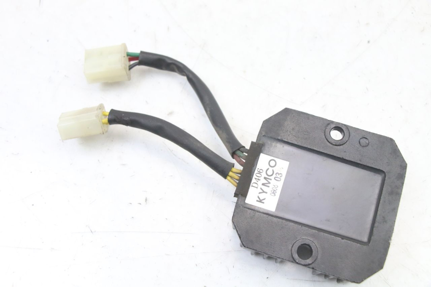 photo de REGULATEUR CHARGE KYMCO GRAND DINK 125 (2008 - 2014)
