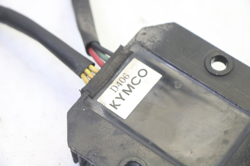 photo de REGULATEUR CHARGE KYMCO GRAND DINK 125 (2008 - 2014)