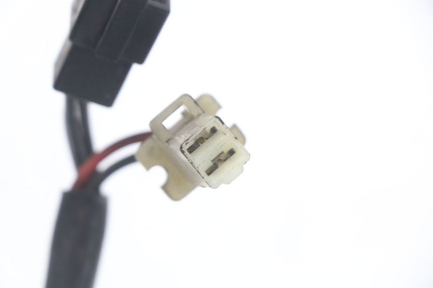 photo de REGULATEUR CHARGE SUZUKI GZ MARAUDER 125 (1998 - 2004)