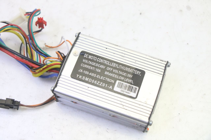 photo de REGULATEUR CHARGE HITWAY H5 1