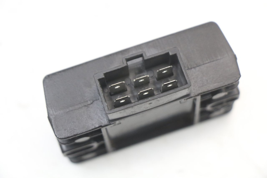 photo de REGULATEUR CHARGE HYOSUNG GTR 125 (2006 - 2008)