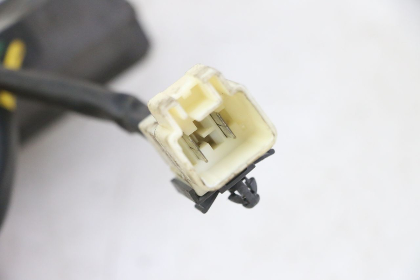 photo de REGULATEUR CHARGE PIAGGIO IE MP3 YOURBAN 300 (2011 - 2016)