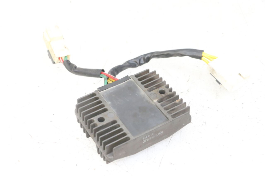 photo de REGULATEUR CHARGE PIAGGIO IE MP3 YOURBAN 300 (2011 - 2016)