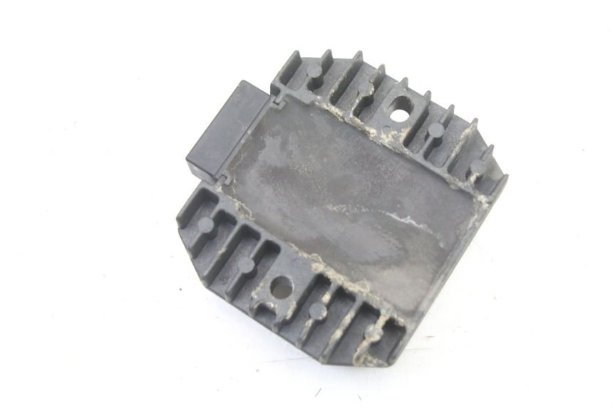 photo de REGULATEUR CHARGE KAWASAKI ZR7 ZR-7 S 750 (1999 - 2004)