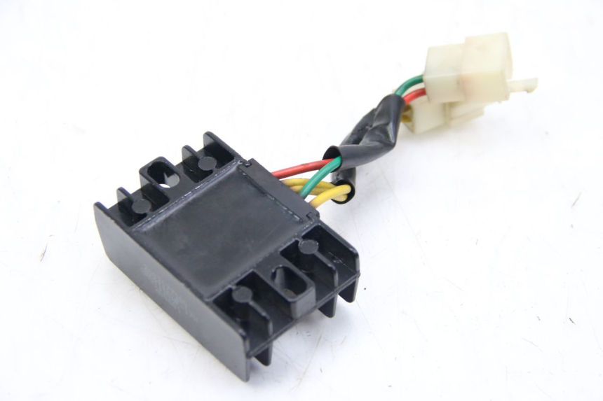 photo de REGULATEUR CHARGE PEUGEOT KISBEE 2T 50 (2018 - 2022)