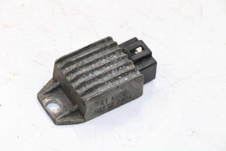 photo de REGULATEUR CHARGE KYMCO AGILITY 4T 50 (2005 - 2018)