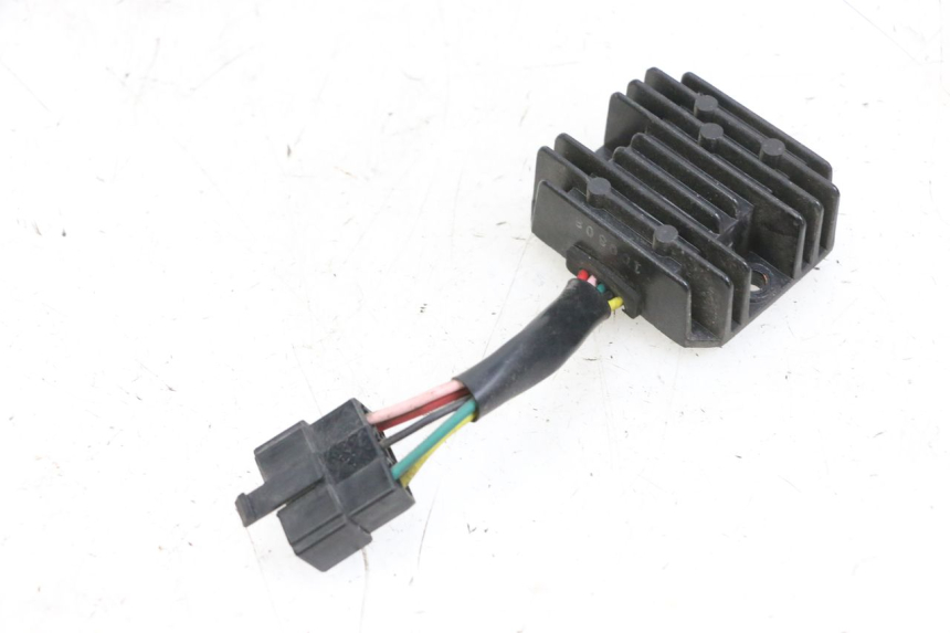 photo de REGULATEUR CHARGE KYMCO LIKE 125 (2009 - 2016) - Vue principale