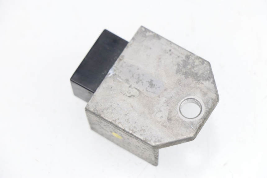 photo de REGULATEUR CHARGE PEUGEOT LUDIX 50 (2008 - 2017)