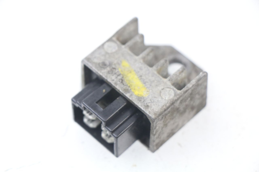 photo de REGULATEUR CHARGE PEUGEOT LUDIX 50 (2008 - 2017)