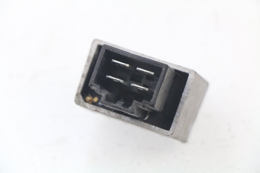 photo de REGULATEUR CHARGE PEUGEOT LUDIX 50 (2008 - 2017)