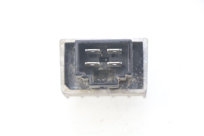photo de REGULATEUR CHARGE PEUGEOT LUDIX 50 (2008 - 2017)
