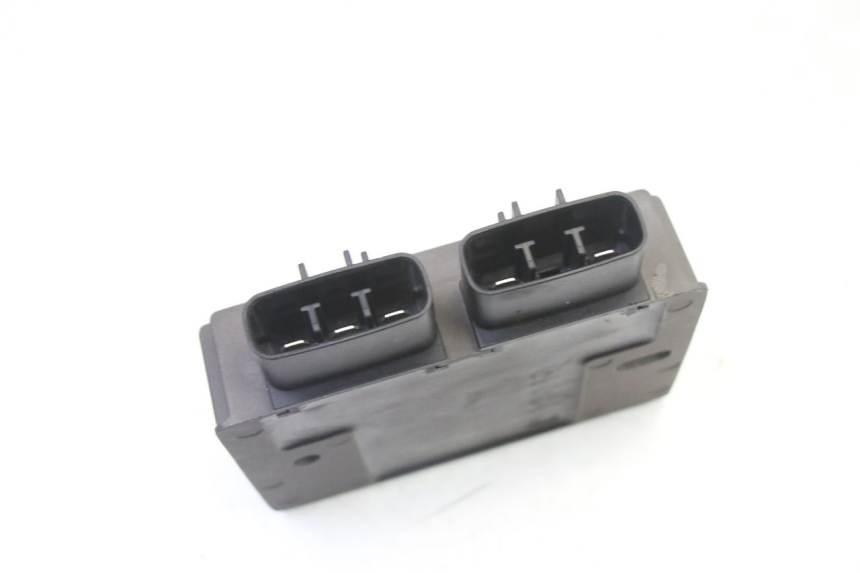 photo de REGULATEUR CHARGE PIAGGIO MP3 HPE 310 (2024 - 2025)