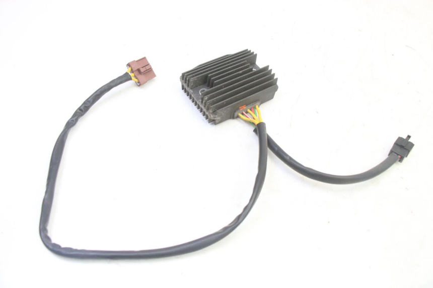photo de RÉGULATEUR DE CHARGE PIAGGIO MP3 RL 250 (2007 - 2010)