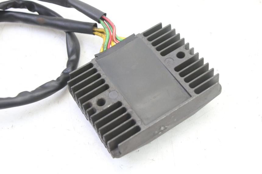 photo de RÉGULATEUR DE CHARGE GILERA NEXUS 125 (2009 - 2013)