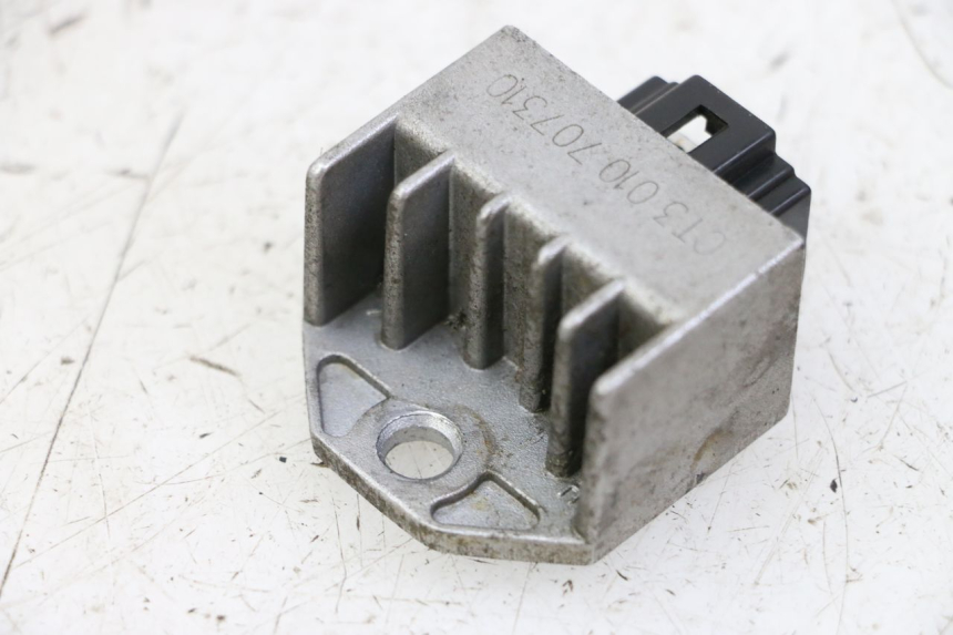 photo de REGULATEUR CHARGE PEUGEOT KISBEE 4T 50 (2010 - 2017)