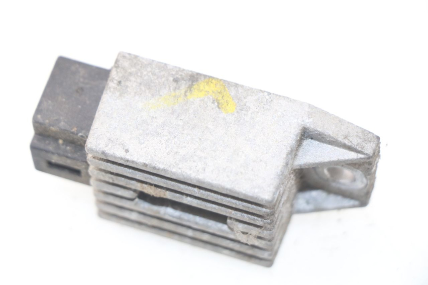 photo de REGULATEUR CHARGE PEUGEOT LUDIX 50 (2008 - 2017)