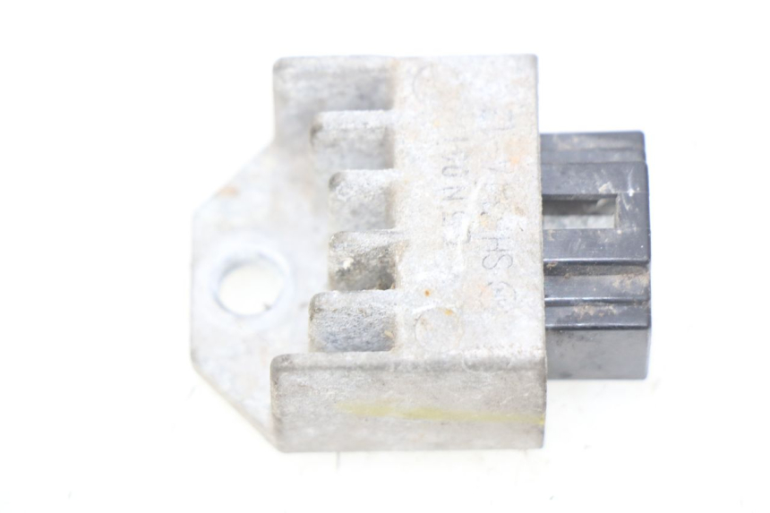 photo de REGULATEUR CHARGE PEUGEOT LUDIX 50 (2008 - 2017)