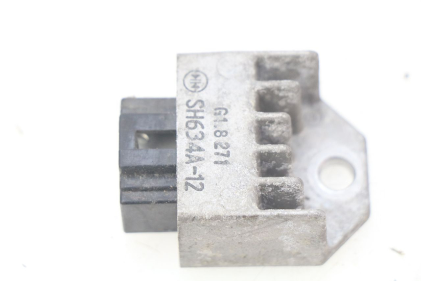 photo de REGULATEUR CHARGE PEUGEOT LUDIX 50 (2008 - 2017)