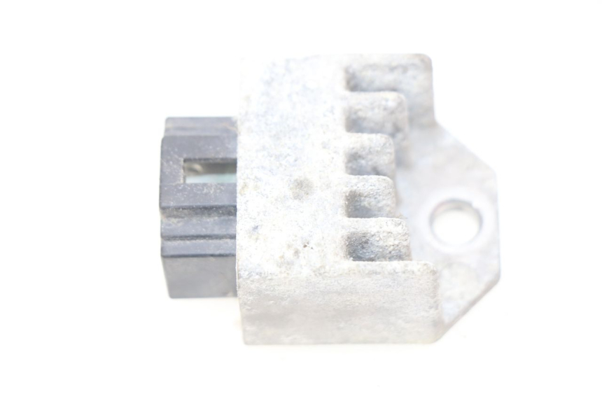photo de REGULATEUR CHARGE PEUGEOT LUDIX 50 (2008 - 2017)