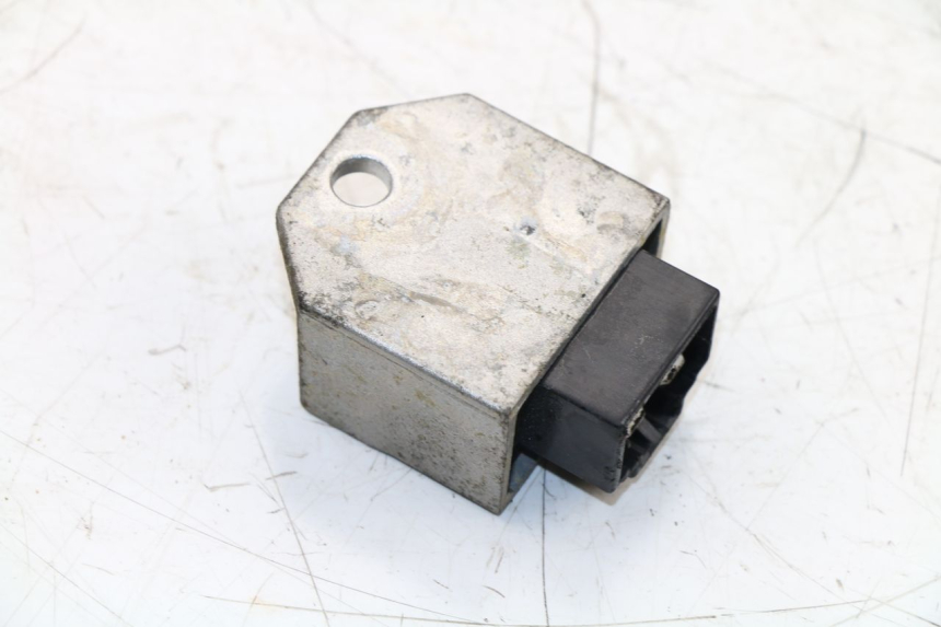 photo de REGULATEUR CHARGE PEUGEOT LUDIX 50 (2005 - 2007)