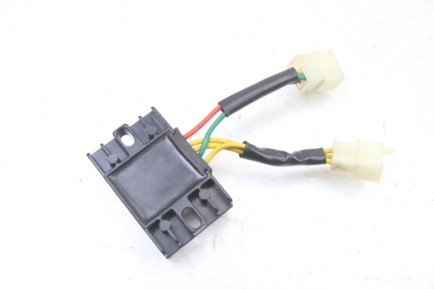 photo de REGULATEUR CHARGE PEUGEOT STREETZONE I 2T 50 (2018 - 2020)
