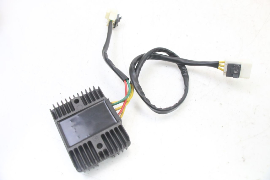 photo de RÉGULATEUR DE CHARGE PIAGGIO MP3 500 (2014 - 2016)