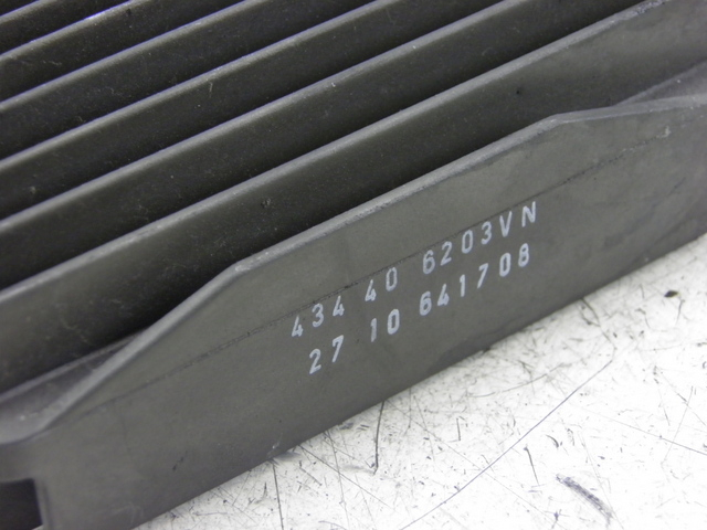 photo de REGULATEUR CHARGE PIAGGIO MP3 LT 300 (2010 - 2016)