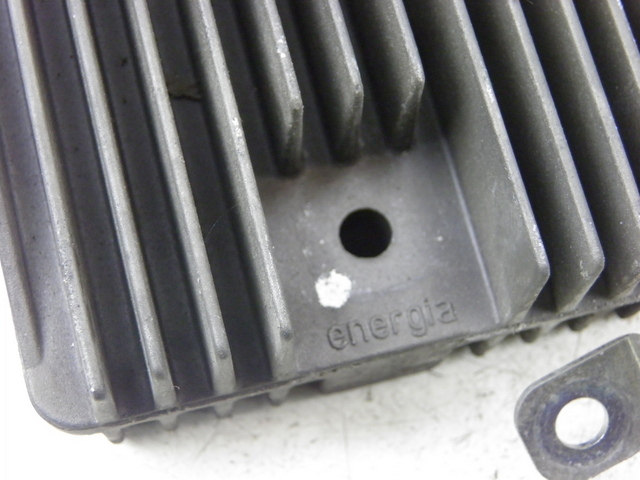 photo de REGULATEUR CHARGE PIAGGIO MP3 LT 300 (2010 - 2016)