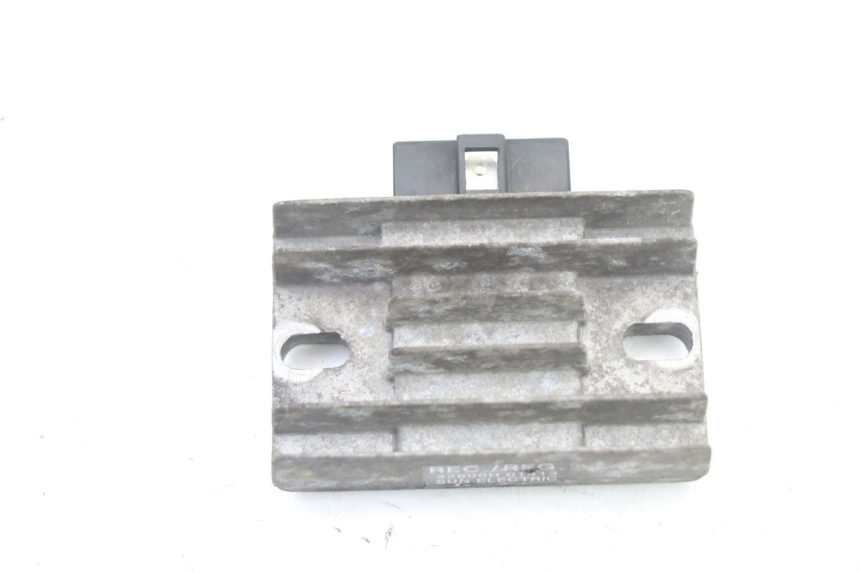 photo de RÉGULATEUR DE CHARGE PIAGGIO VESPA GRANTURISMO 125 (2003 - 2007)