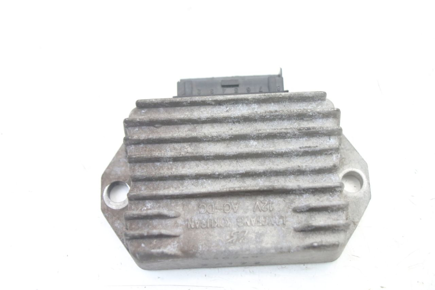 photo de REGULATEUR CHARGE PIAGGIO VESPA LX 2T 50 (2005 - 2013)