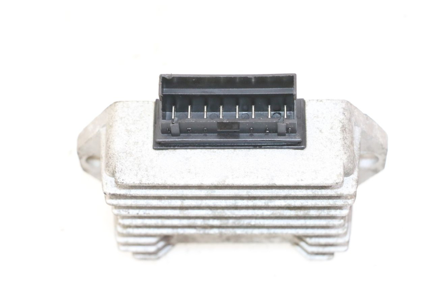 photo de REGULATEUR CHARGE PIAGGIO VESPA S 2T 50 (2007 - 2014)