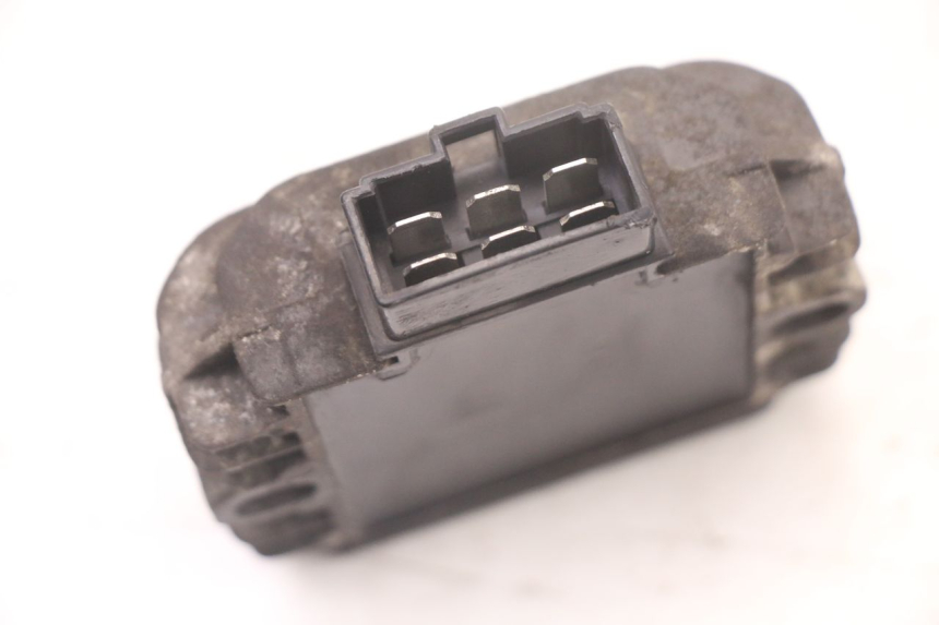 photo de REGULATEUR CHARGE PIAGGIO XEVO - X EVO 125 (2007 - 2016)