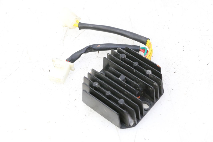 photo de REGULATEUR CHARGE MAG POWER R-STREET 50 (2016 - 2025)