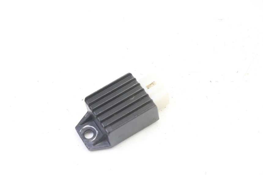 photo de REGULATEUR CHARGE APOLLO RFZ 150