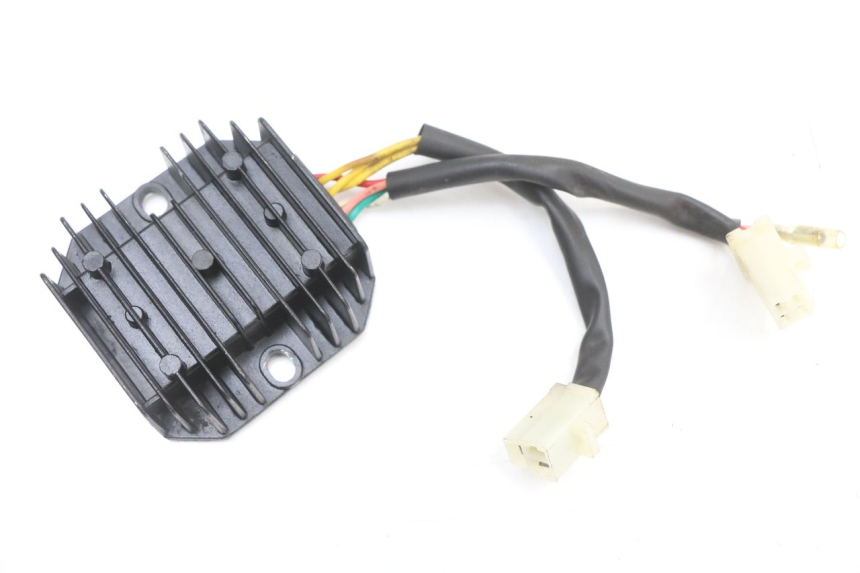photo de RÉGULATEUR DE CHARGE TNT MOTOR ROMA 10' 4T 50 (2019 - 2022)