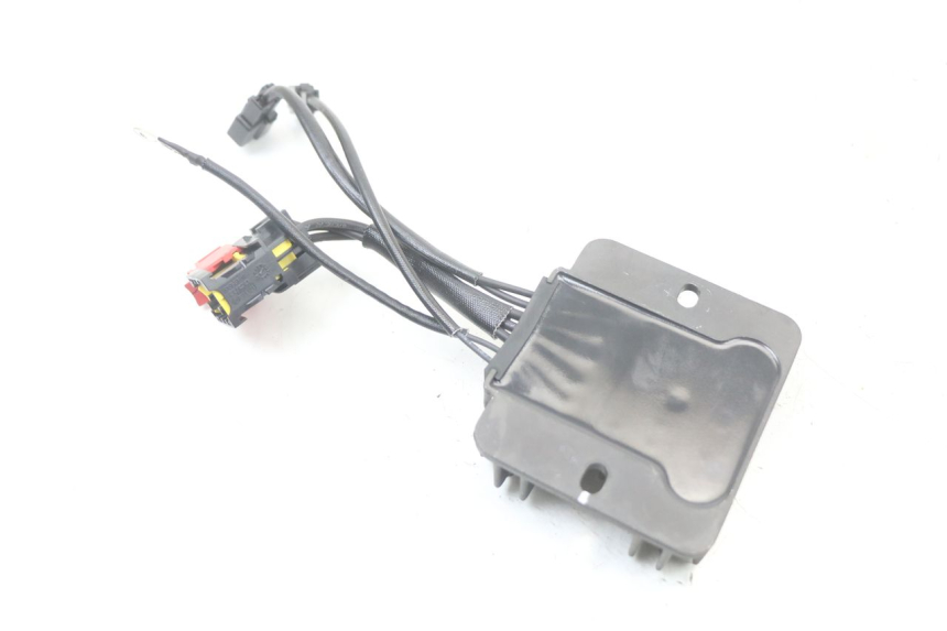 photo de REGULATEUR CHARGE ROYAL ENFIELD SCRAM 411 (2022 - 2024)