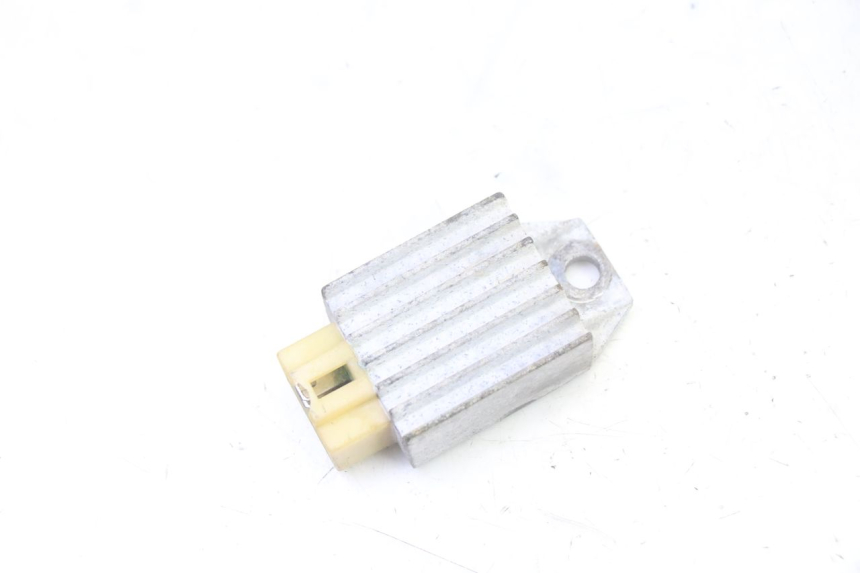 photo de REGULATEUR CHARGE HYTRACK S 150 (2003 - 2011)