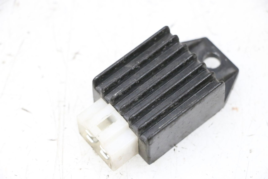 photo de RÉGULATEUR DE CHARGE JM MOTORS SANTANA 50 (2014 - 2023) - Vue principale