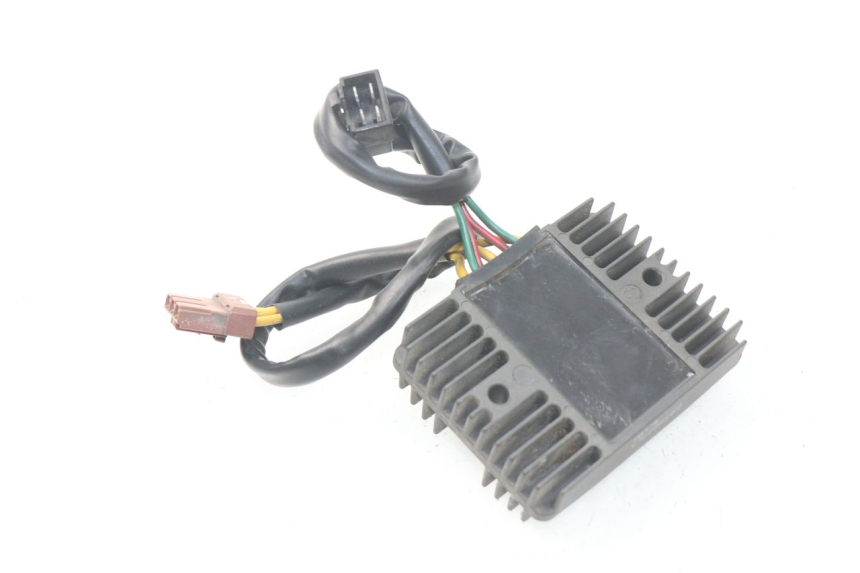 photo de REGULATEUR CHARGE PEUGEOT SATELIS 300 (2012 - 2015) - Détail de la pièce