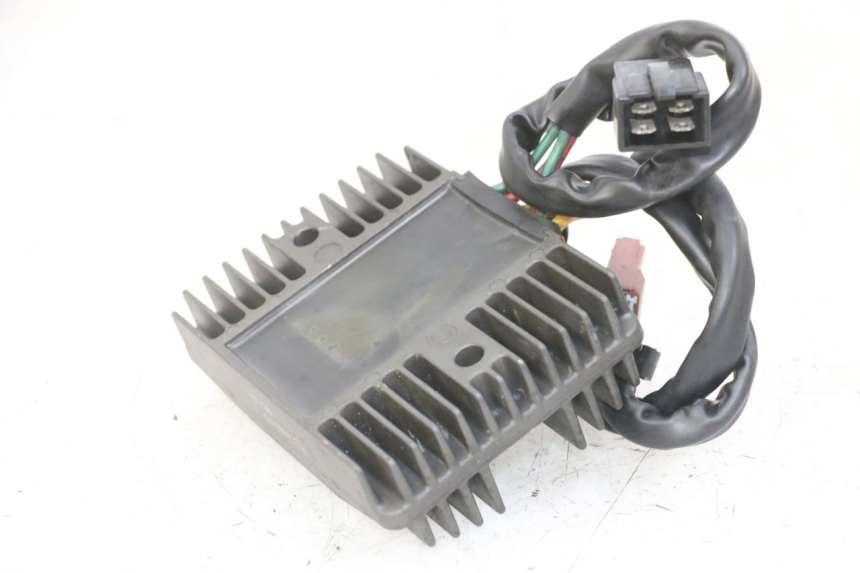 photo de REGULATEUR CHARGE PEUGEOT SATELIS 125 (2013 - 2018)