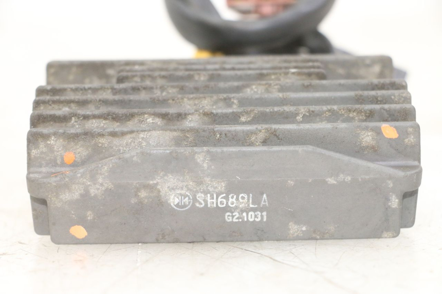 photo de REGULATEUR CHARGE PEUGEOT SATELIS 125 (2013 - 2018)