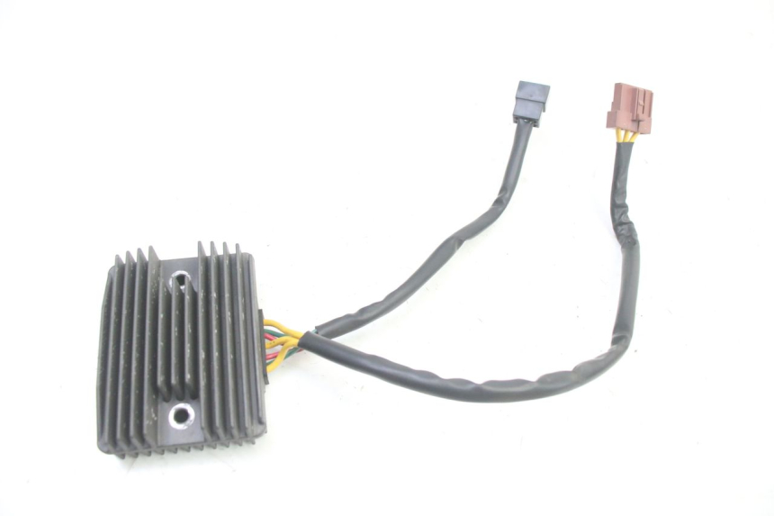photo de REGULATEUR CHARGE PEUGEOT SATELIS 250 (2006 - 2012)