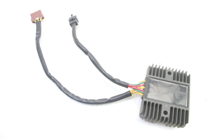 photo de REGULATEUR CHARGE PEUGEOT SATELIS 250 (2006 - 2012)