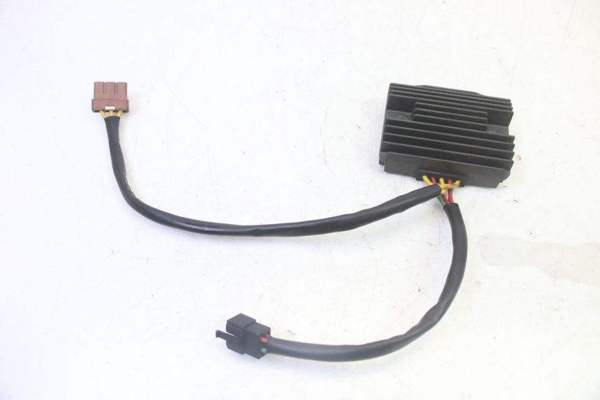 photo de REGULATEUR CHARGE PEUGEOT SATELIS 125 (2006 - 2009)
