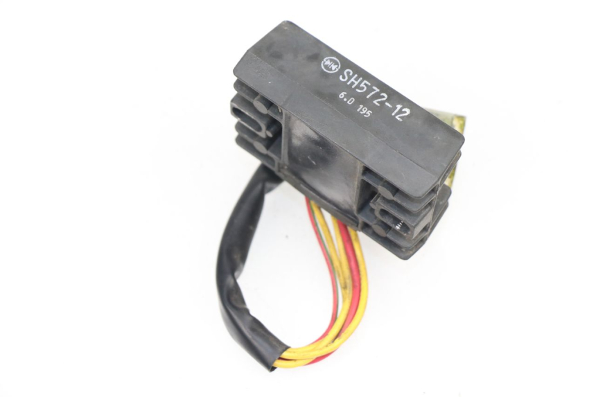 photo de REGULATEUR CHARGE APRILIA SCARABEO GT 125 (1999 - 2007)
